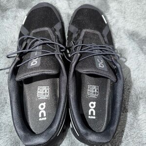 On Running Men's Black Sneakers